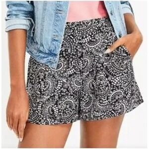 LOFT Women's Black White Paisley Linen Blend Pleated Pull On Shorts Size S